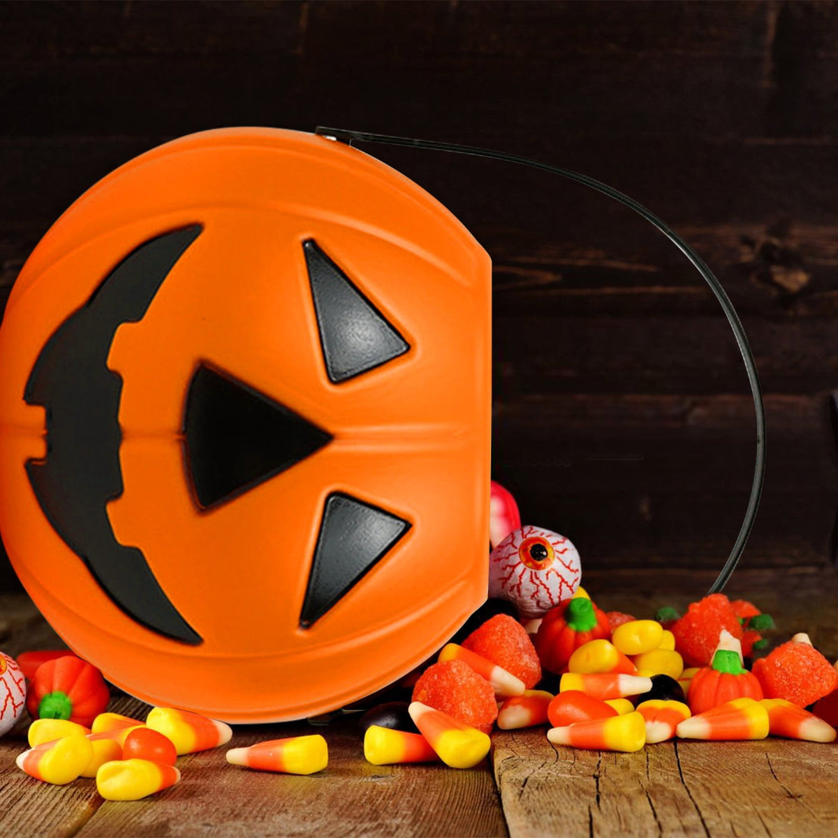 Kumdkd Halloween Pumpkin Bucket for Kids - Plastic Trick or Treat Candy Pail with Handle, Party Decor
