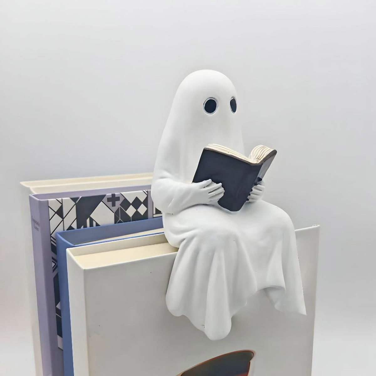 Halloween Ghost Figurine, Resin Lighted Ghost Ornament with Pumpkin Lantern & Beverage Cup, Tabletop Halloween Indoor Decor