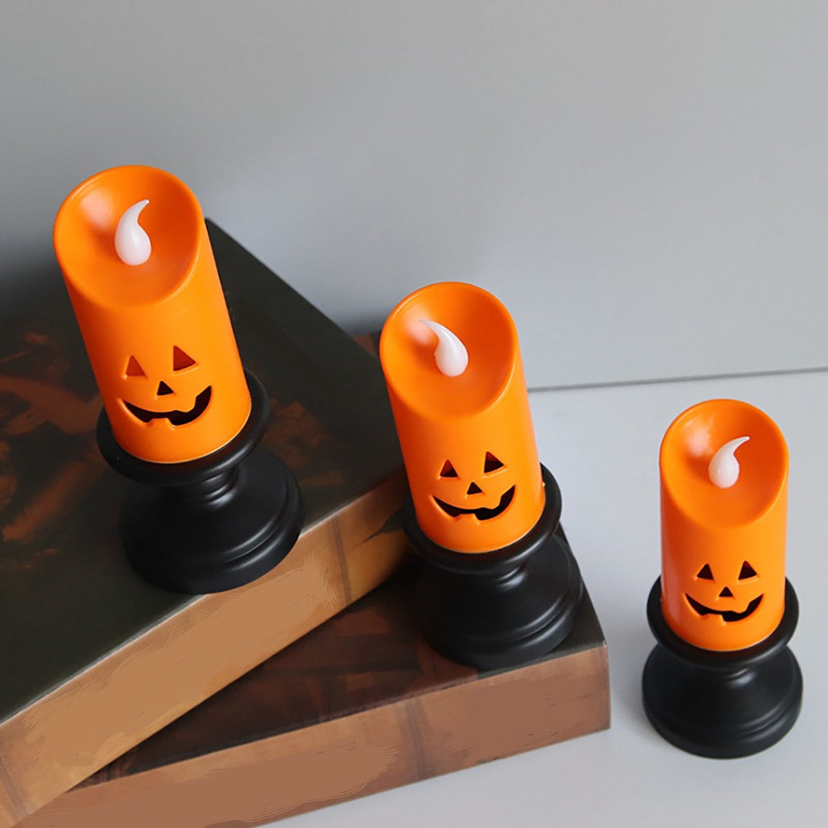 XGFHYJEH Halloween Decorations LED Candle Lights, 3pc Pumpkin Lantern, Halloween Indoor Decor, Halloween Table Decoration Ornament for Home Room Party