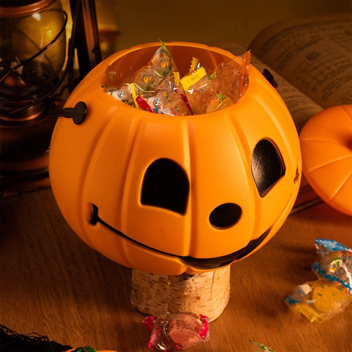 Kyusrd Trick or Treat Halloween Lantern Pumpkin Decoration Lighted Table Centerpieces Ornaments Spooky Pumpkin Prop Decor Decorative Wedding Candy Bowl Organizer Canisters