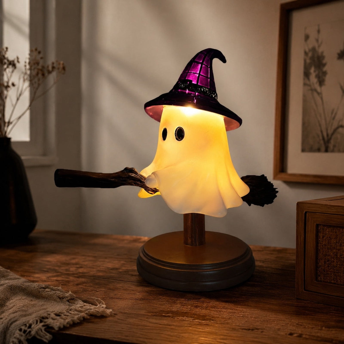 Stained Glass Witch Hat Lamp Gothic Halloween Lighting Decor, Vintage Witchy Hats Night Lights, Handcrafted Retro Resin Table Lamp for Bedroom, Living Room & Home Decor