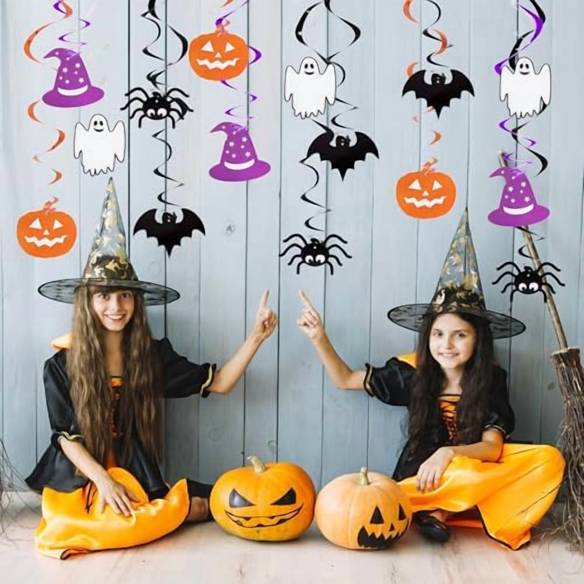 30PCS Halloween Hanging Swirls Pre-Strung Ghost Spider Witch Bat Pumpkin Decorations