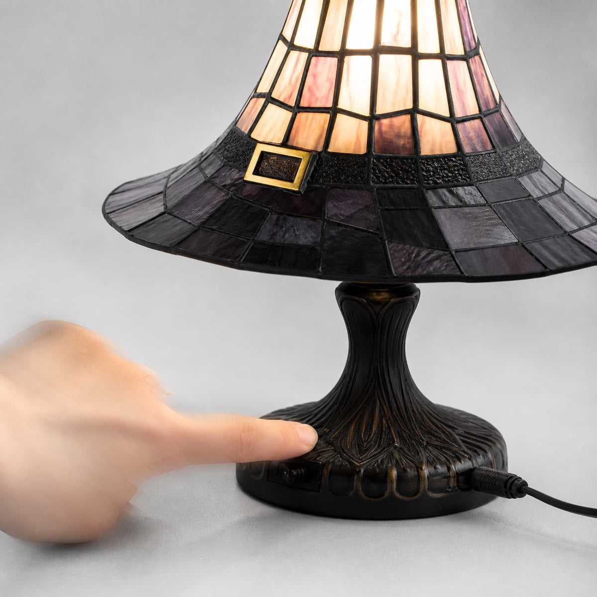 Halloween Pumpkin Night Light With Witch Hat Acrylic LED Tabletop Ornament, Spooky Glowing Figurine for Home Party Bedroom Holiday Decoration