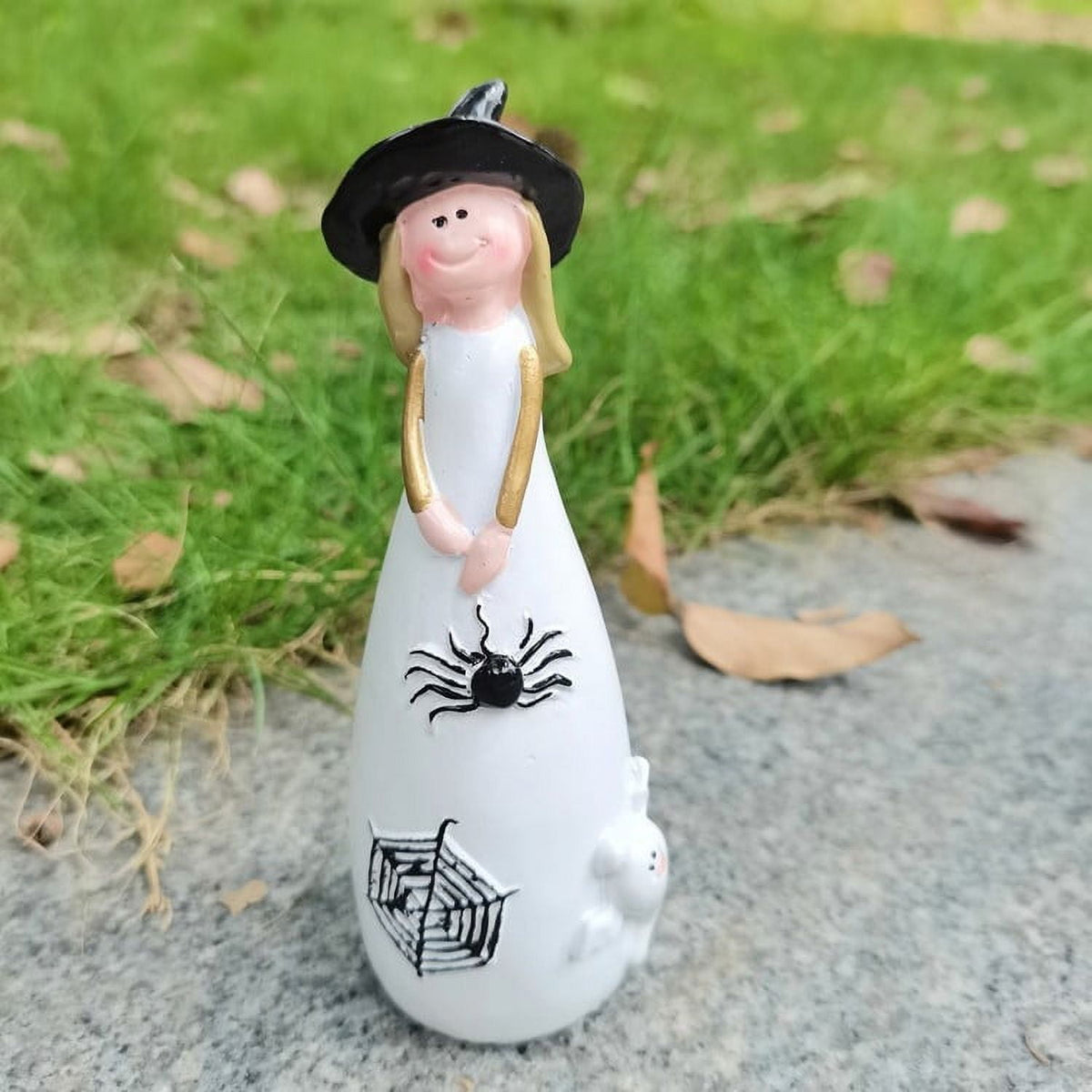 Halloween Witches Figurine Tabletop Decor,Resin Witch Statues Decorations with Classic Witches Hats,Cat,Ghost,Crow, and Pumpkins,Holiday,Party,Home Decor and Fall Decor