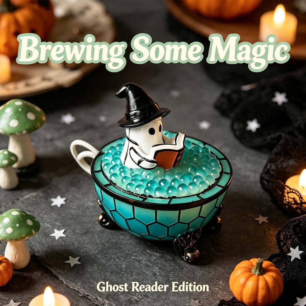 Halloween Pumpkin Night Light With Witch Hat Acrylic LED Tabletop Ornament, Spooky Glowing Figurine for Home Party Bedroom Holiday Decoration